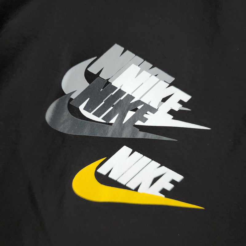 Corta Vento Nike SportWear - Preto