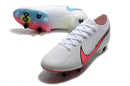 Chuteira Campo Nike Mercurial Vapor 13 Elite SG-PRO Anti Clog Branco/Rosa/Azul